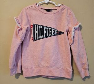 Tommy Hilfiger girls, pennant, logo Size 5T sweatshirt, pink